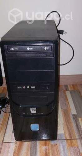 Computador escritorio