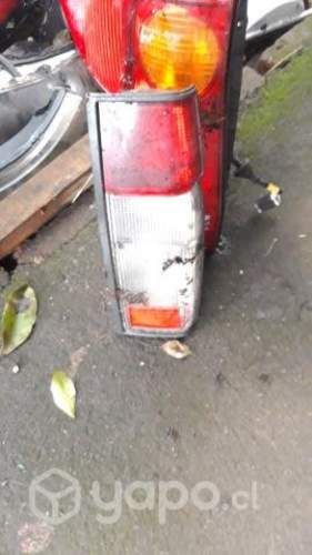 Farol trasero derecho original Nissan terrano 2015