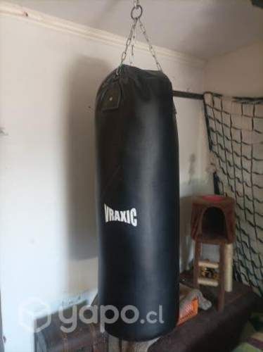 Saco de boxeo, guantes