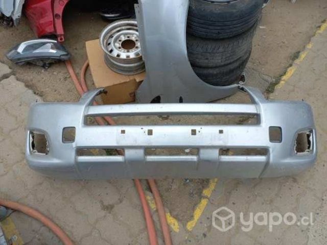 Parachoque delantero Toyota Rav ORIGINA