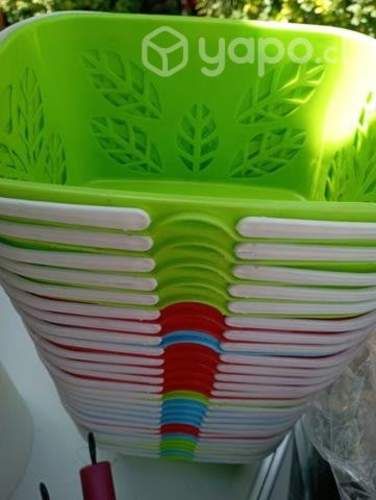 Canastos de plástico