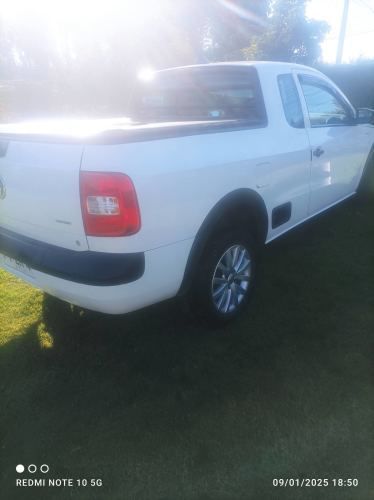 Volkswagen saveiro 2013