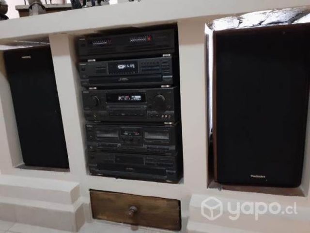 TECHNICS EN PERFECTO ESTADO.Como nuevo.leer todo