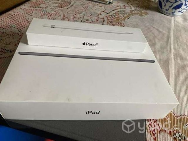 IPad (octava generación) de 32 gb + lápiz original