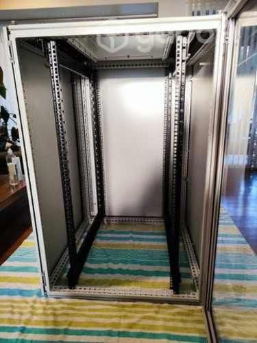 Rack gabinete Rittal 24U