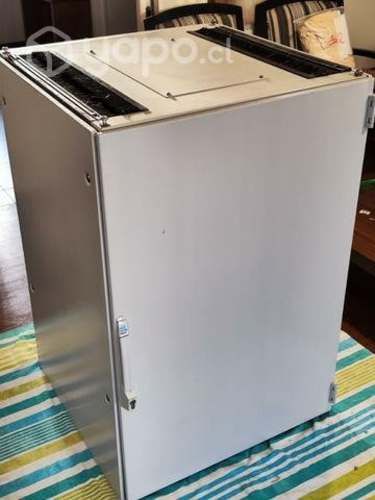 Rack gabinete Rittal 24U