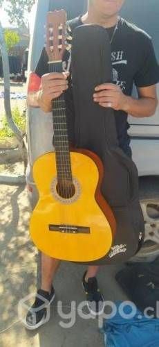 Guitarra acústica marca Santana nueva