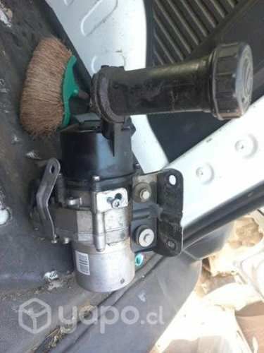 Bomba electro hidraulica partner o berlingo 2015