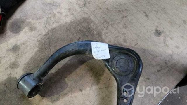 Bandeja toyota hilux 2015