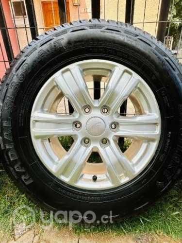Neumaticos originales Ford Ranger r 17 con llanta
