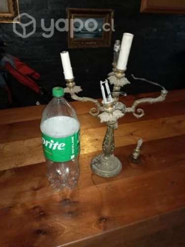 Candelabro de bronce