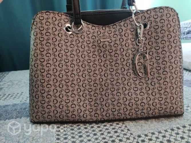 Cartera Guess