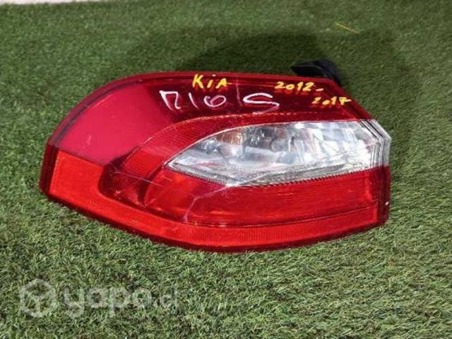 Foco izquierdo kia rio5 12 17
