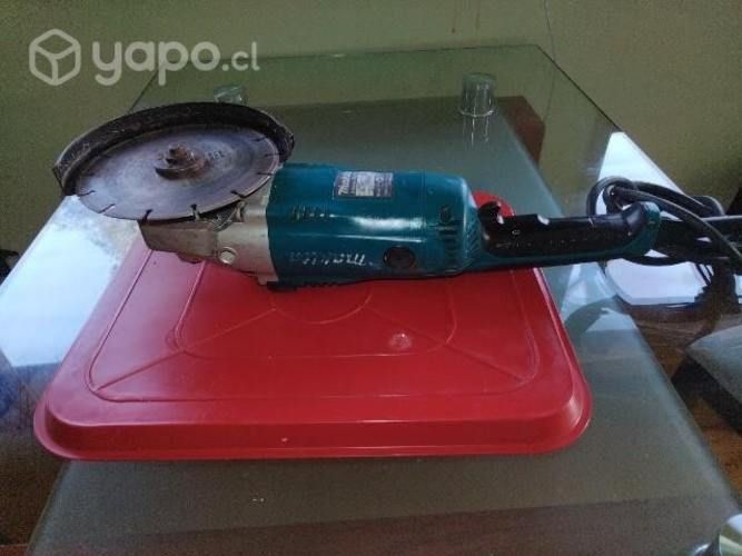 Esmeril angular makita