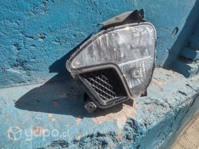 Neblinero izq ssangyong actyon 2012-2019