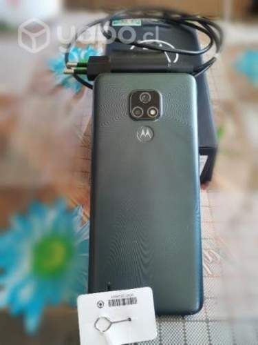 Celular Moto E7