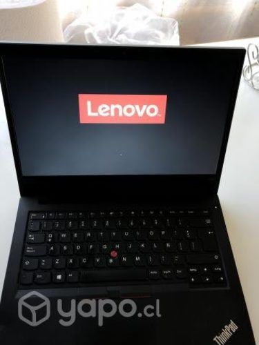 Notebook Lenovo AMD 5 Ryzen 3500 8Gb de ram