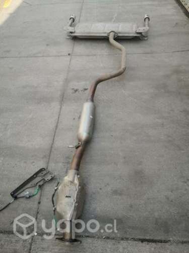 Catalítico con línea de escape MAZDA 3 Año 2022