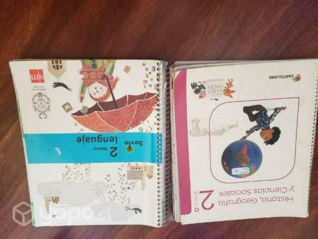 Libros de segundo basico Cs Sociales y Lenguaje
