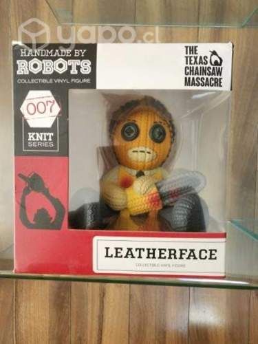 Figura leatherface hanmade by robots