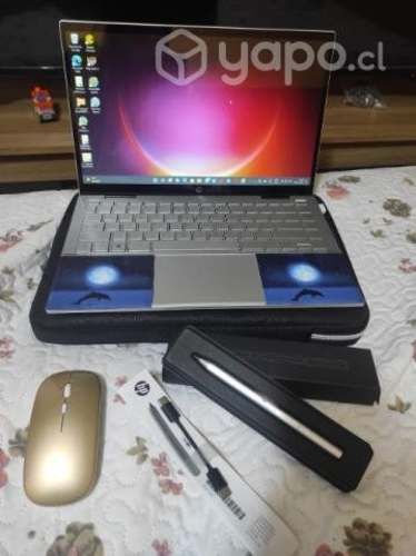 Notebook HP Pavilion x360, prácticamente nuevo