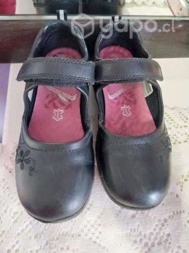 Calzado Escolar Talla 32