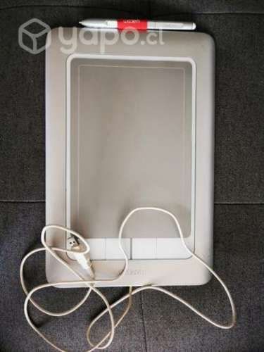 Tableta wacom bamboo fun cth-661