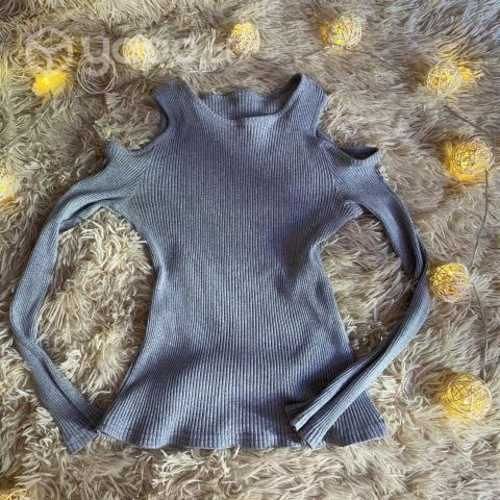 Polera sin hombros talla xs-s