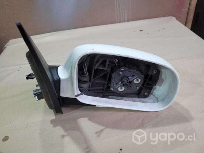 Espejo derecho sangyong action sport 2014