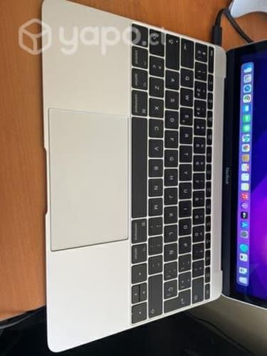Macbook Retina 12 2017 (con detalles)
