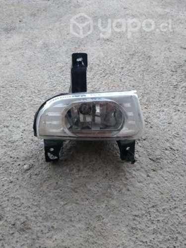 Neblinero Mahindra Pick up izquierdo