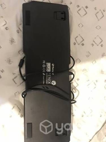 Teclado mecánico gamer fénix Predator usb luz led