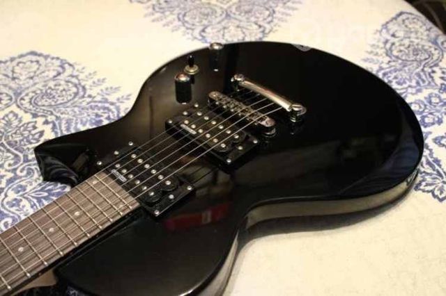 Guitarra eléctrica LTD