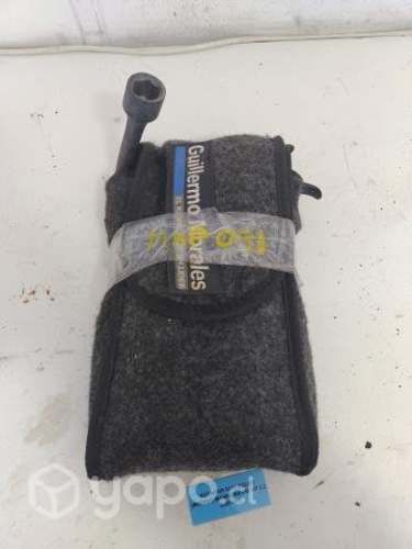 Extintor Con Bolso (MNP091) Mahindra Pik Up 2.2 20