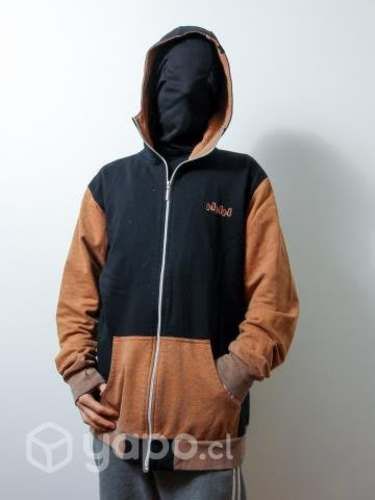 Polerón negro / naranja con cierre y gorro