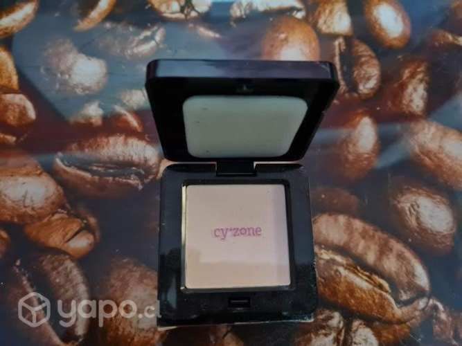 Polvo compacto cysone