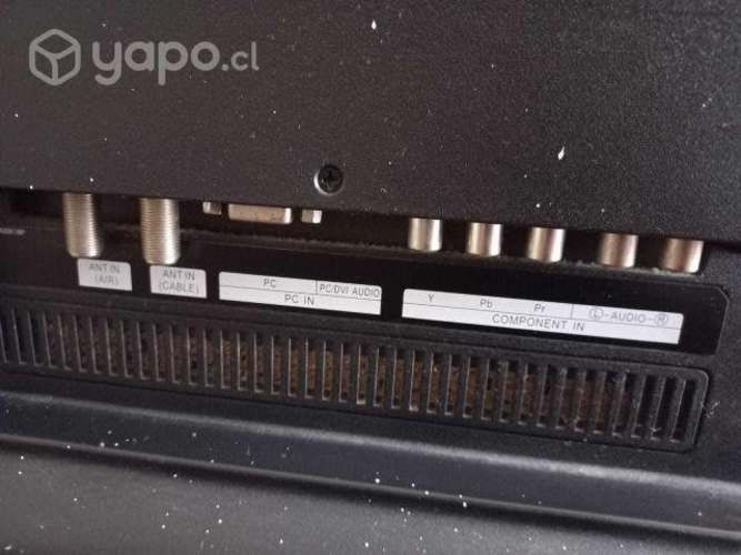 Televisor LCD LED 32"