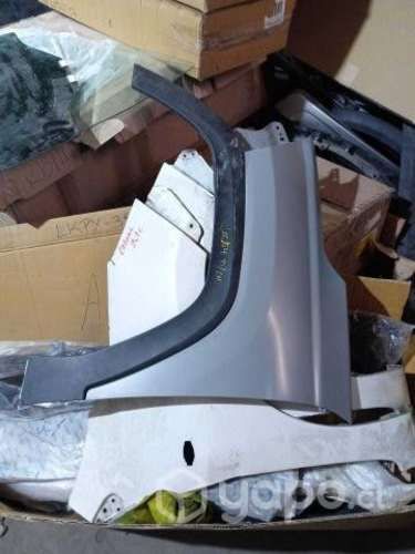 Jac js4 2021 tapabarro izquierdo nuevo y moldura