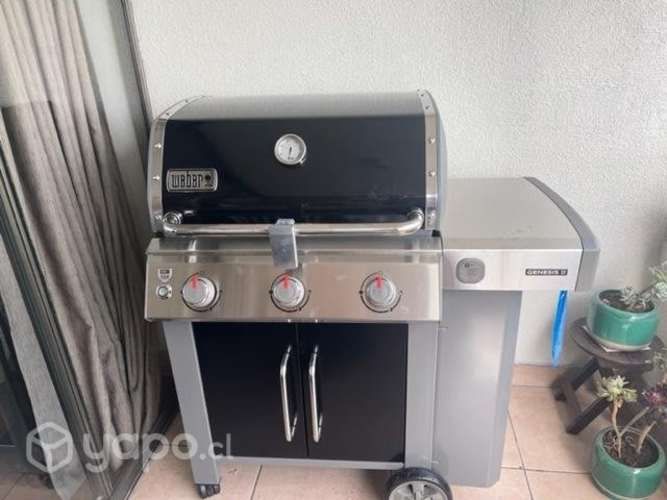 Parrilla a Gas Weber Genesis II E-315 (sin uso)