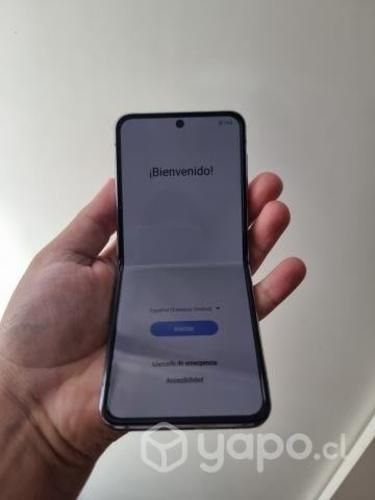 Galaxy Z flip 4