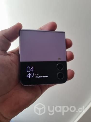 Galaxy Z flip 4