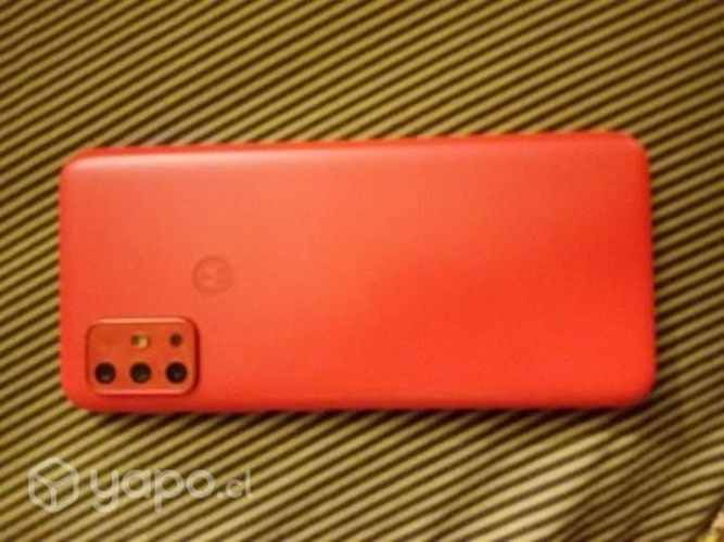 Celular prácticamente nuevo