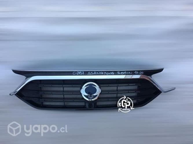 Máscara Ssanyong Rexton 2017 2020