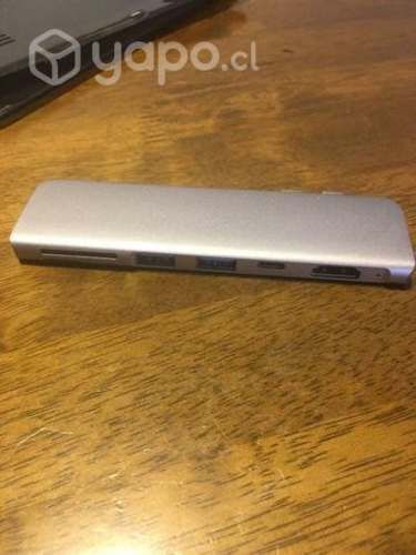 Computador macbook air prácticamente nuevo