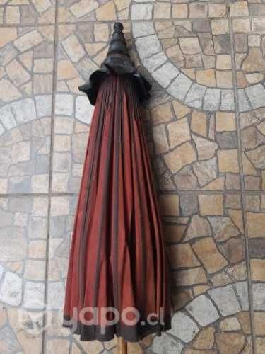 Sombrilla, piesa de museo una reliquia