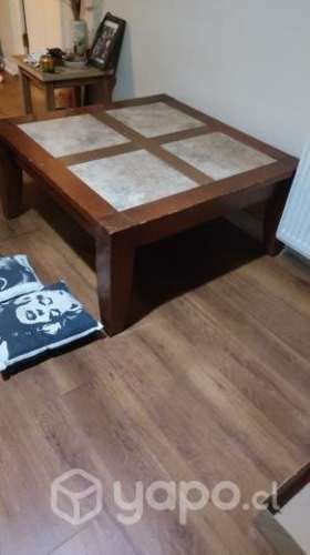 Mesa de centro con cerámica inscrustada