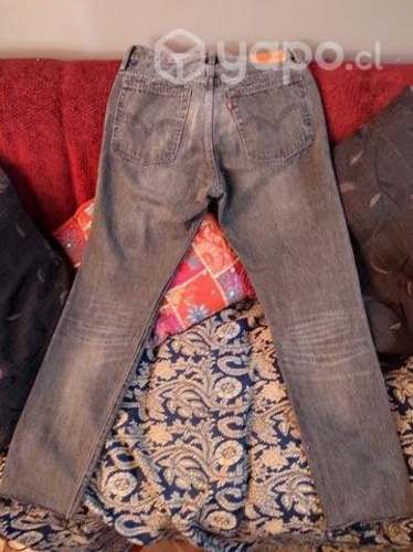 Pantalón Levis número 38