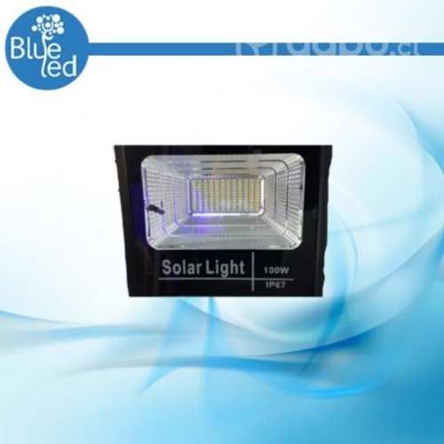 Foco solar Modelo Proyector 100w