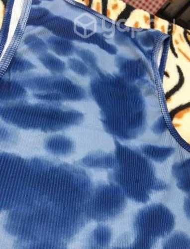 Crop Top tie dye azul de mujer talla XS y S. Nuevo