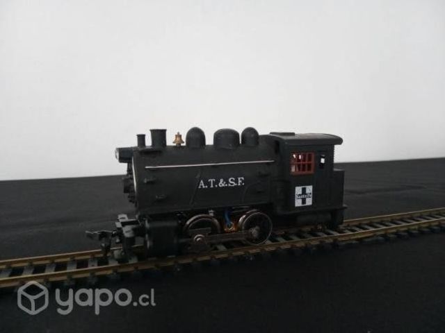 Locomotora Life-like Santa fé 0-4-0 análoga